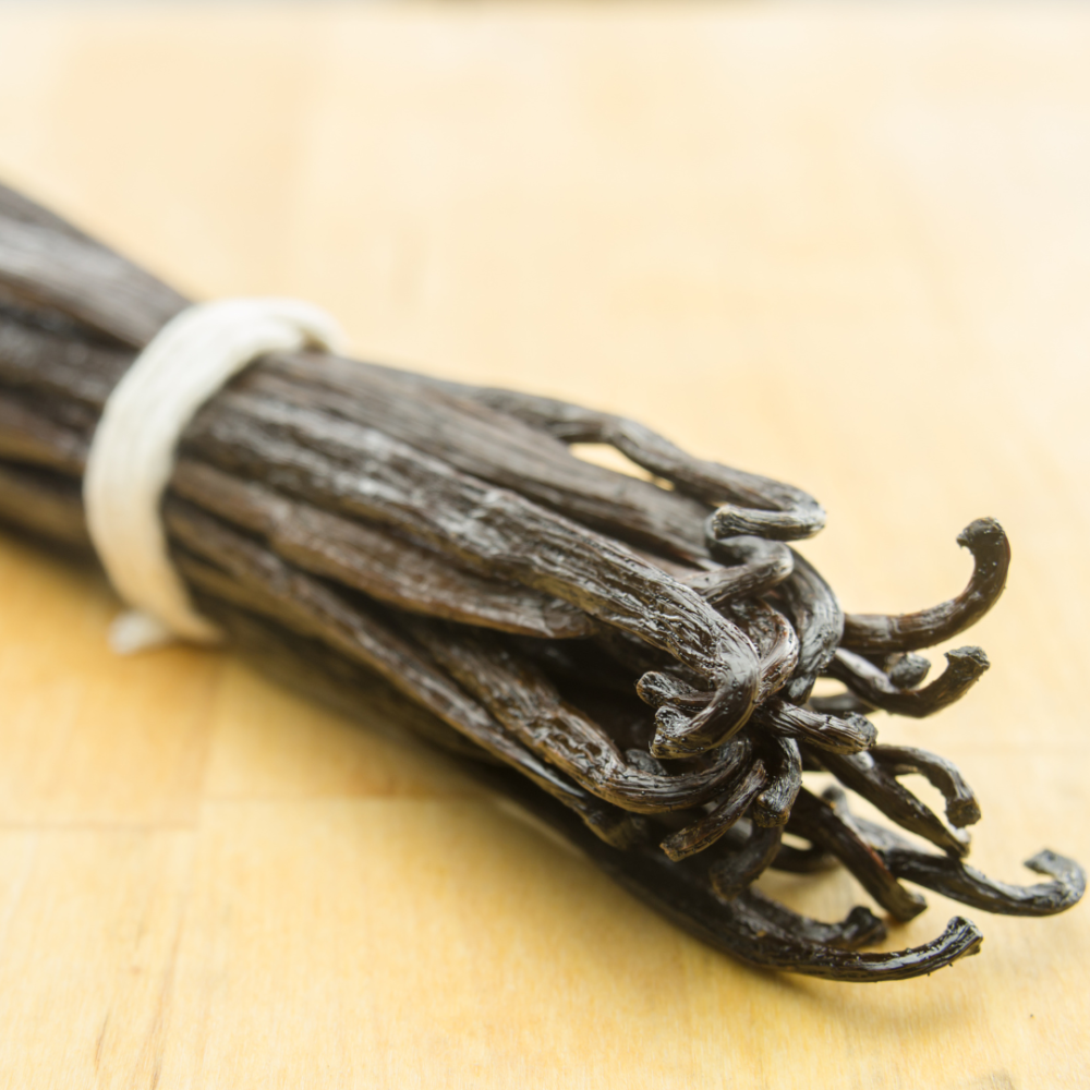 Aromatic-vanilla-bean-pods-planifolia